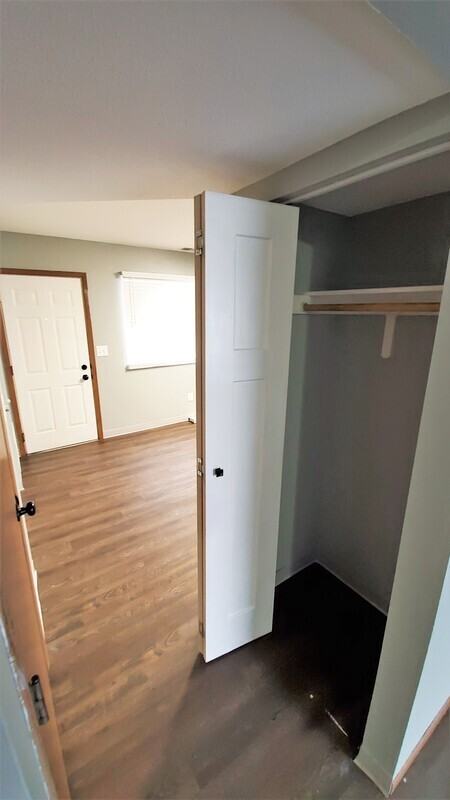 452 North 18th Avenue - Photo 6 of 32