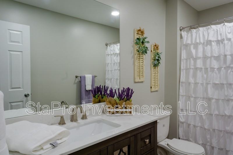 2360 Hamilton Ave #35 - Photo 3 of 13