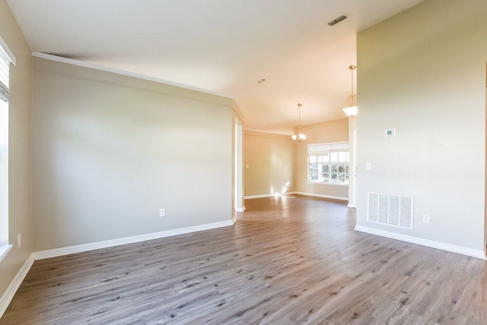 1109 W Riviera Blvd - Photo 3 of 16