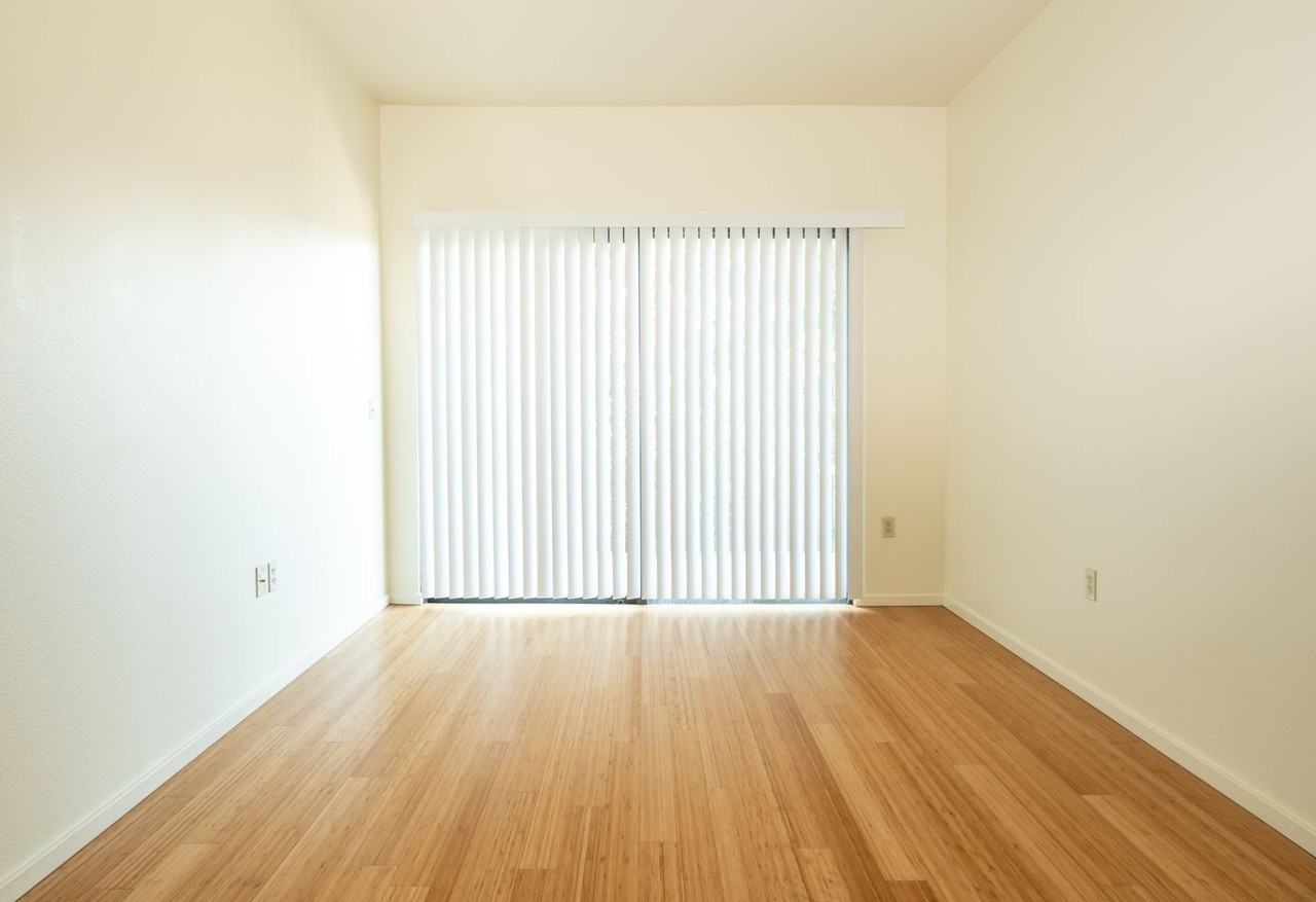 OVERTON PARK APARTMENTS (HASM01) - Photo 7 of 22