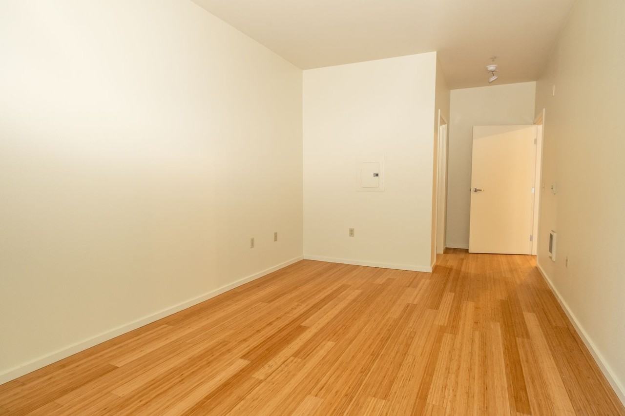 OVERTON PARK APARTMENTS (HASM01) - Photo 4 of 22