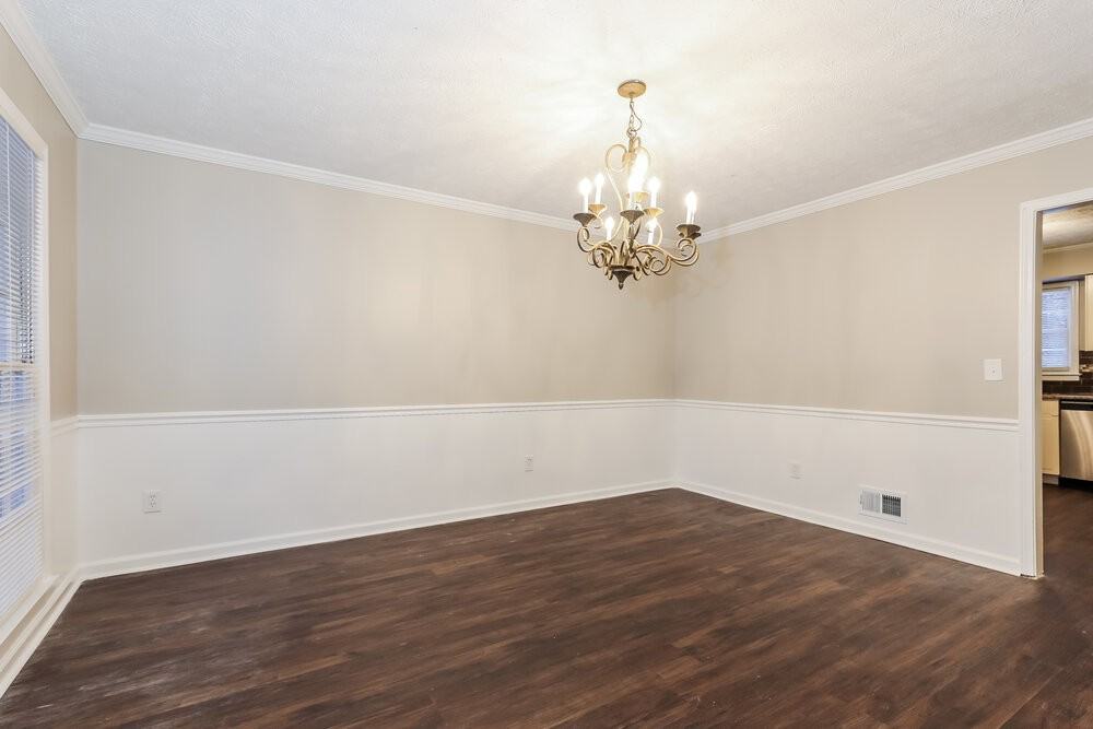 160 Wilmington Ln - Photo 5 of 17