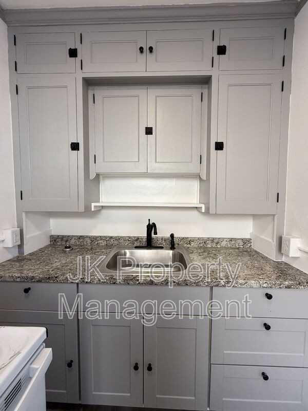310 5th St N #23 - Photo 6 of 11
