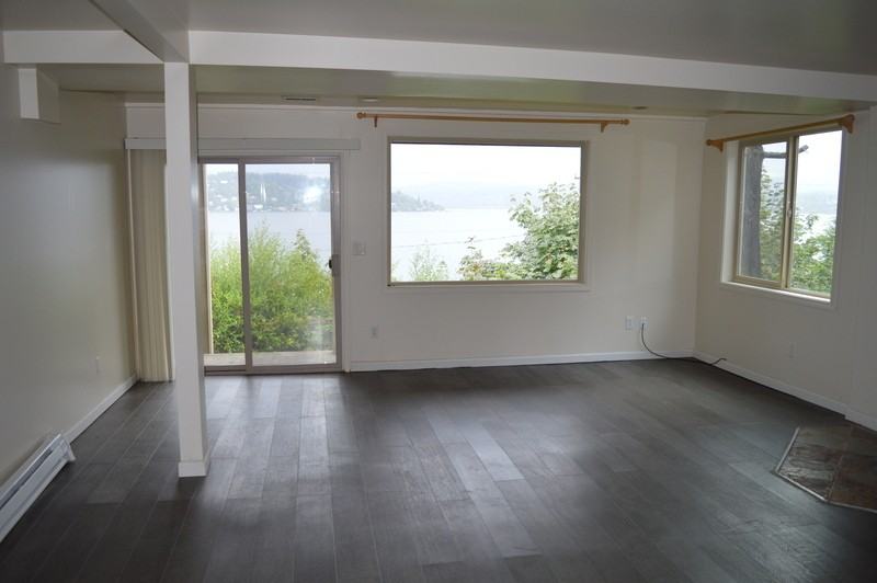 9803 Rainier Ave S - Photo 2 of 8