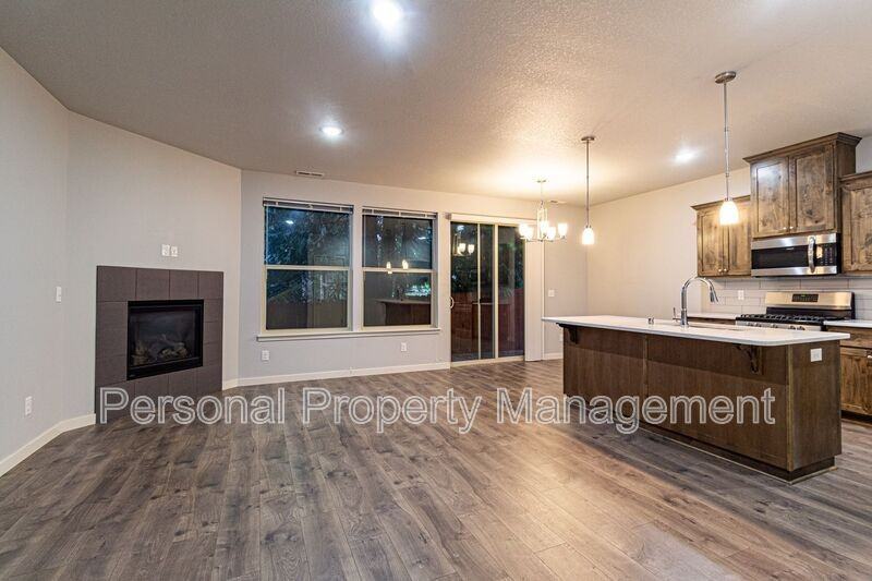 3544 Ne 61st Way - Photo 2 of 21
