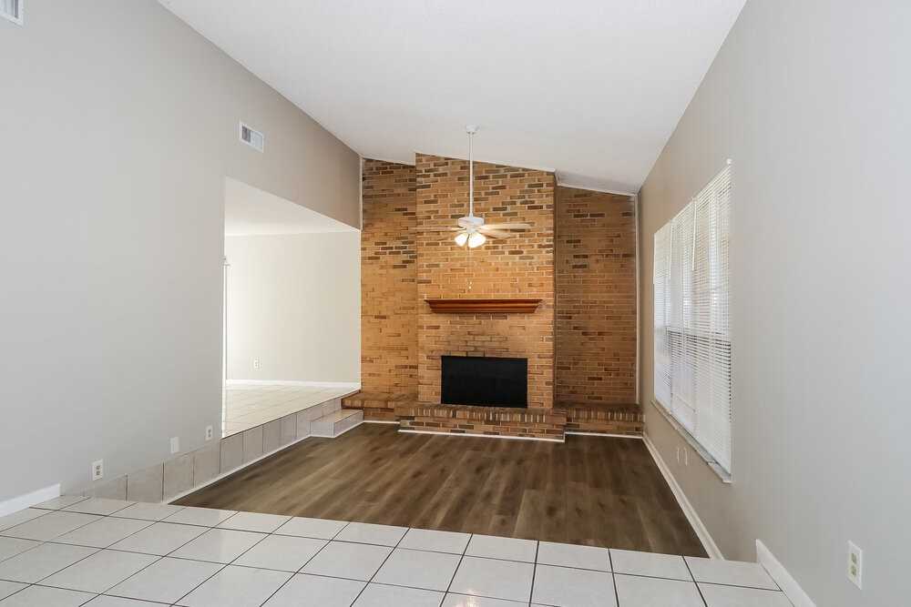 141 Ponce De Leon St - Photo 5 of 16