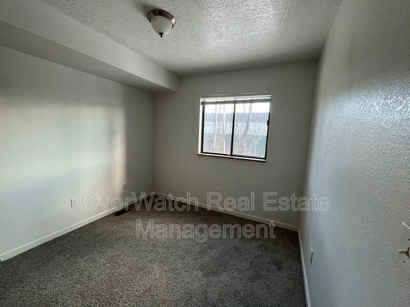8000 Queen Victoria Dr #2 - Photo 5 of 12