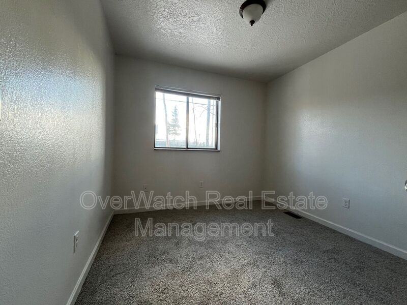 8000 Queen Victoria Dr #2 - Photo 6 of 12