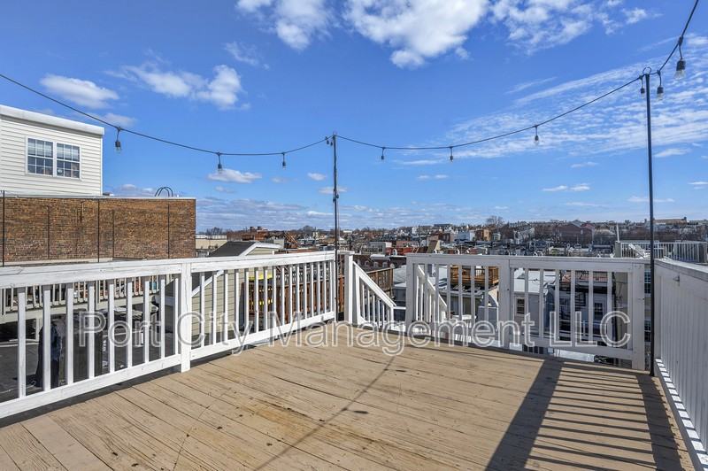 719 S Luzerne Ave - Photo 4 of 24