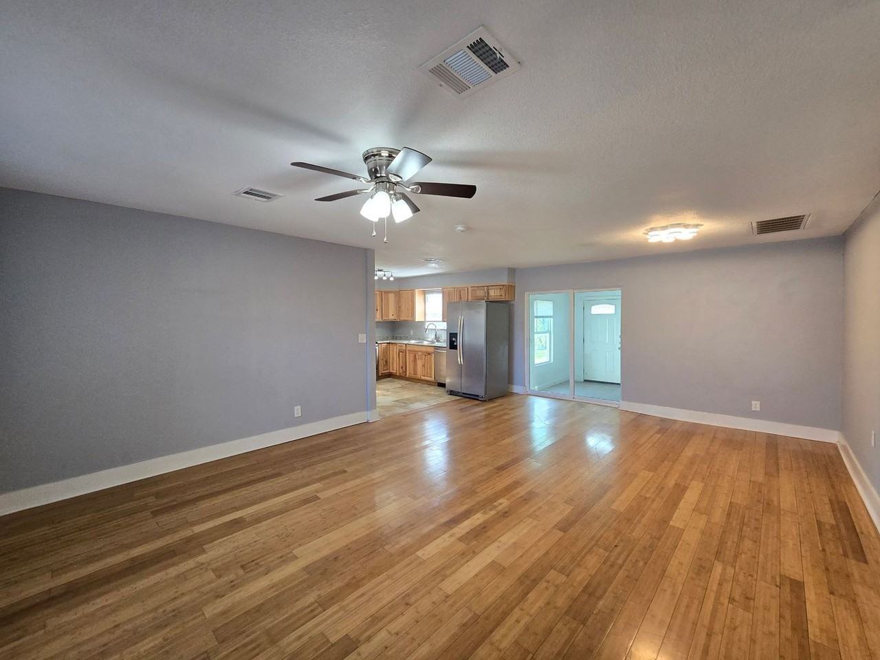 1111 S Martin Luther King Blvd - Photo 7 of 20