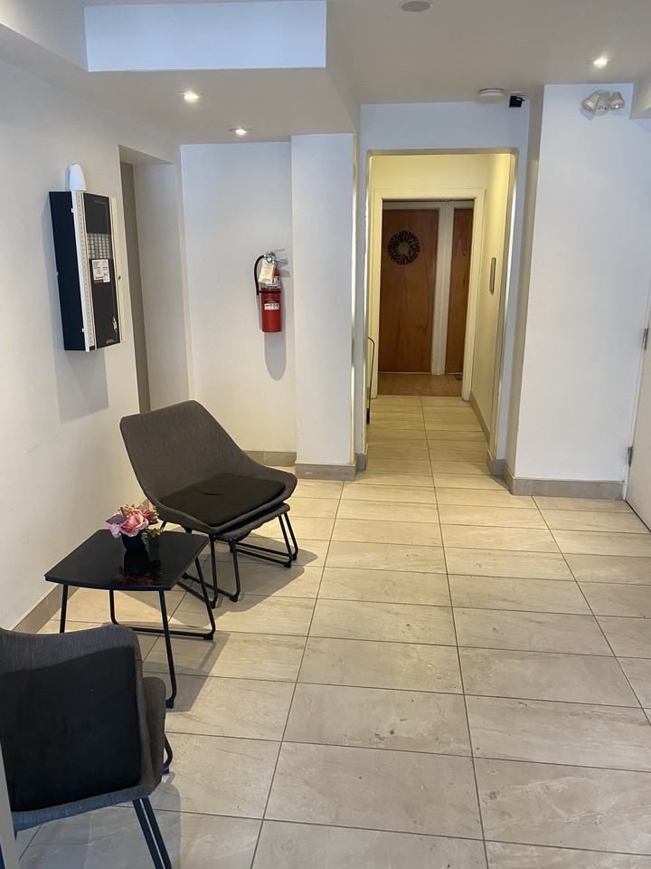 2444 Avenue Walkley #66 - Photo 5 of 9