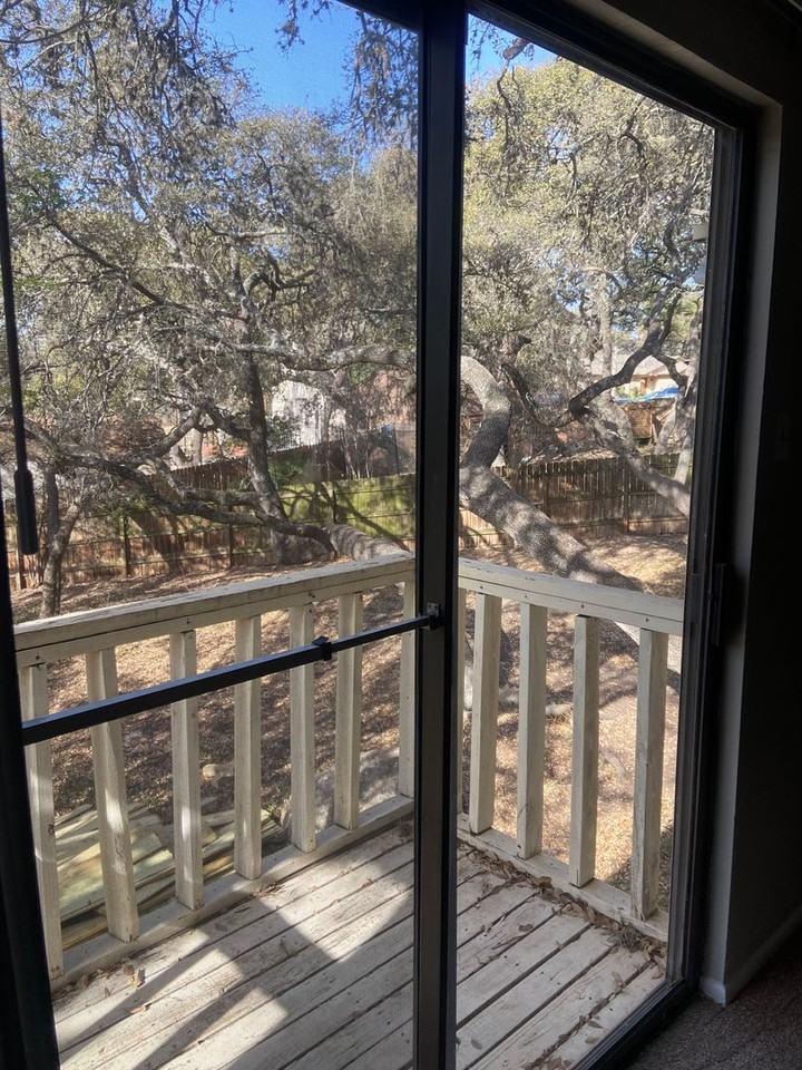 9203 Wickheather St - Photo 3 of 29