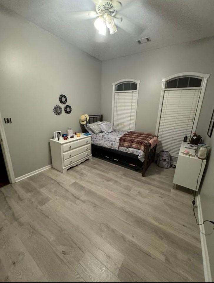 377 Sandleton Way - Photo 2 of 26