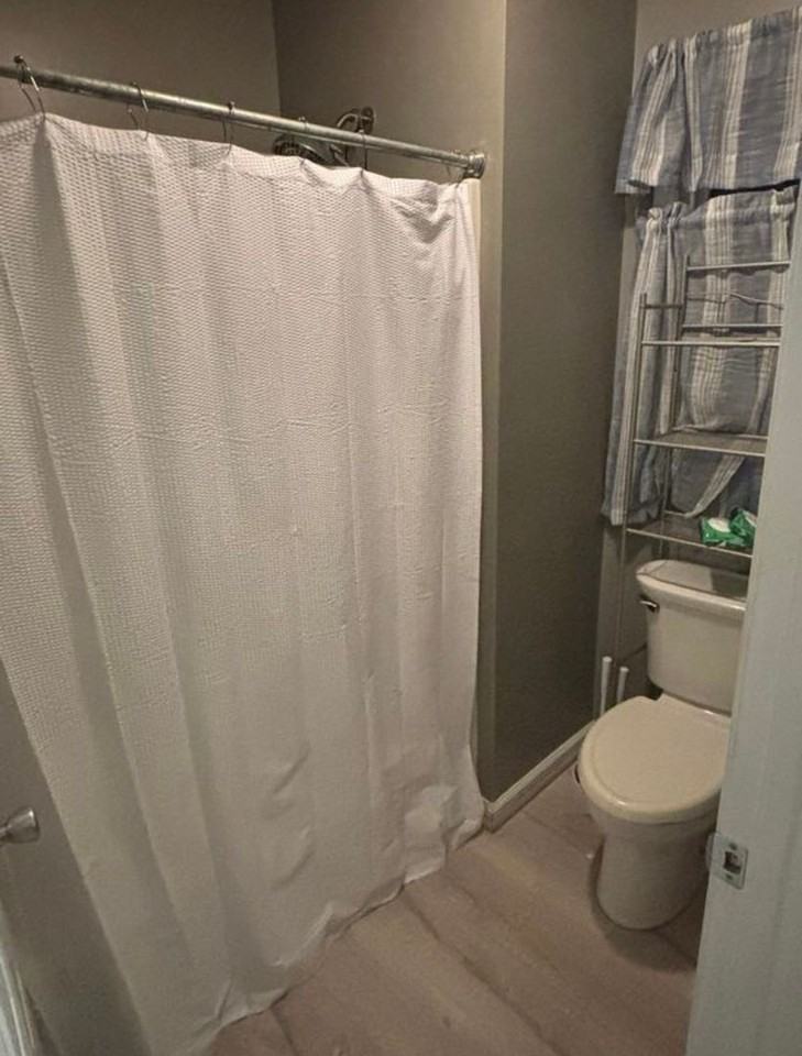 377 Sandleton Way - Photo 3 of 26