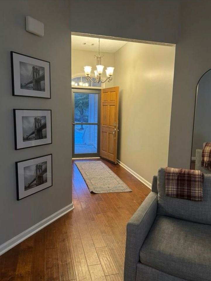 377 Sandleton Way - Photo 5 of 26