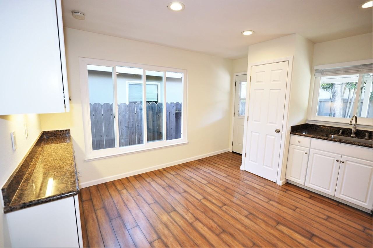 1126 King St - Photo 6 of 15