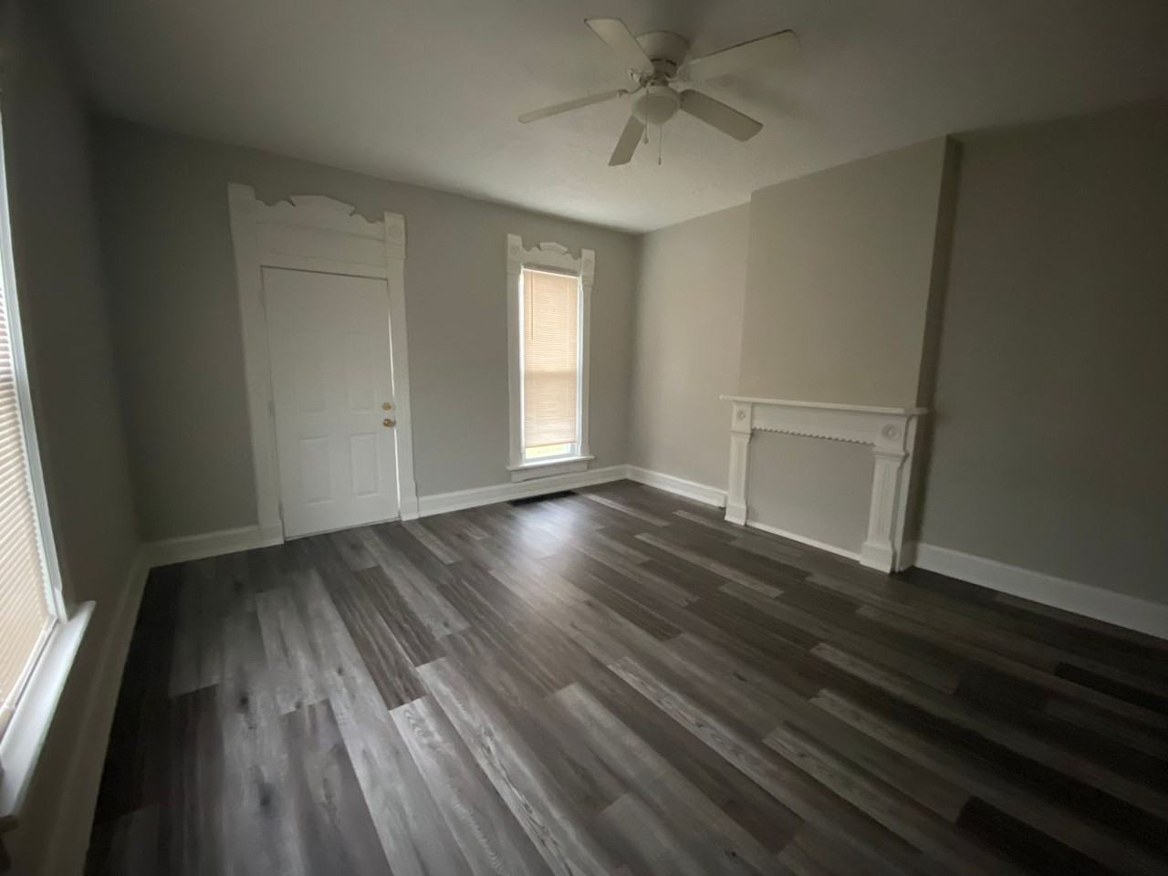 76 S Torrence St - Photo 3 of 11