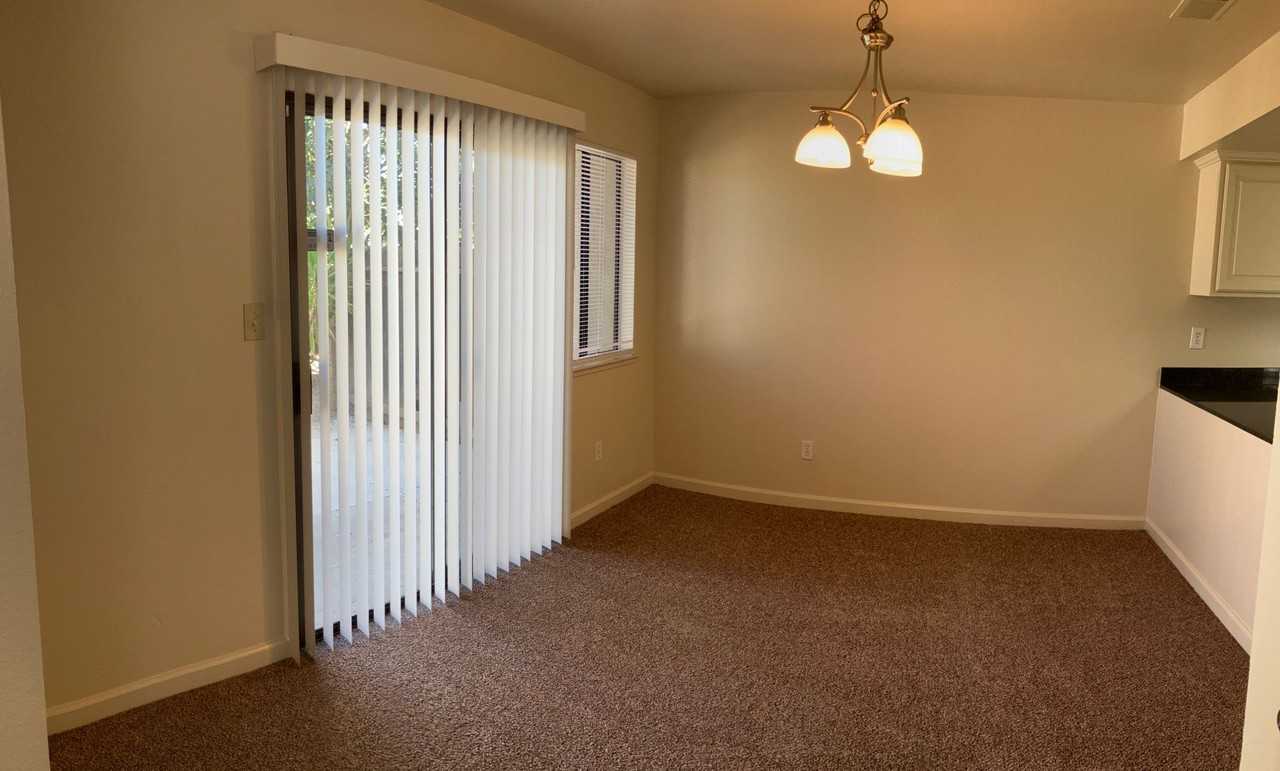 1244 W Roseburg Ave #D - Photo 3 of 18