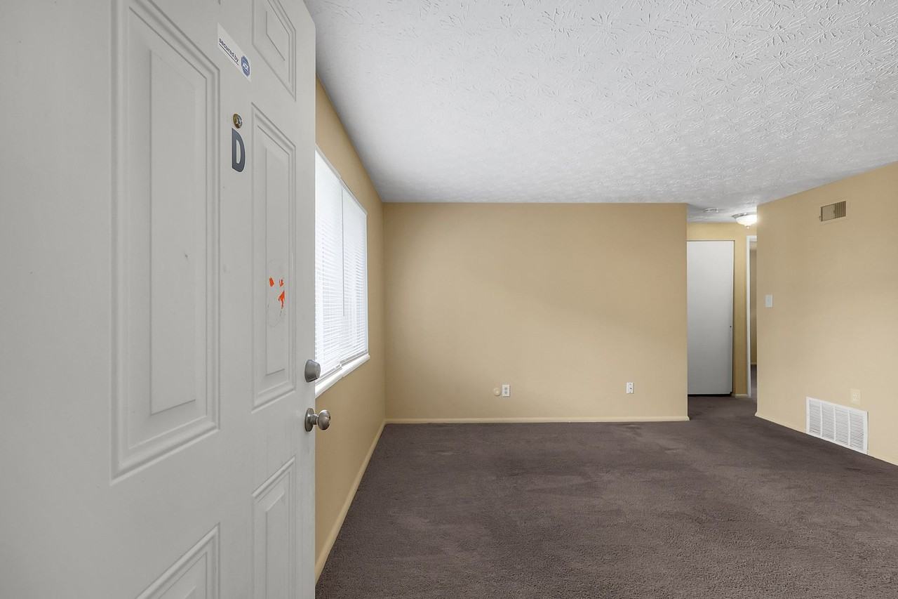 3011 Markham Rd #3011B - Photo 3 of 36