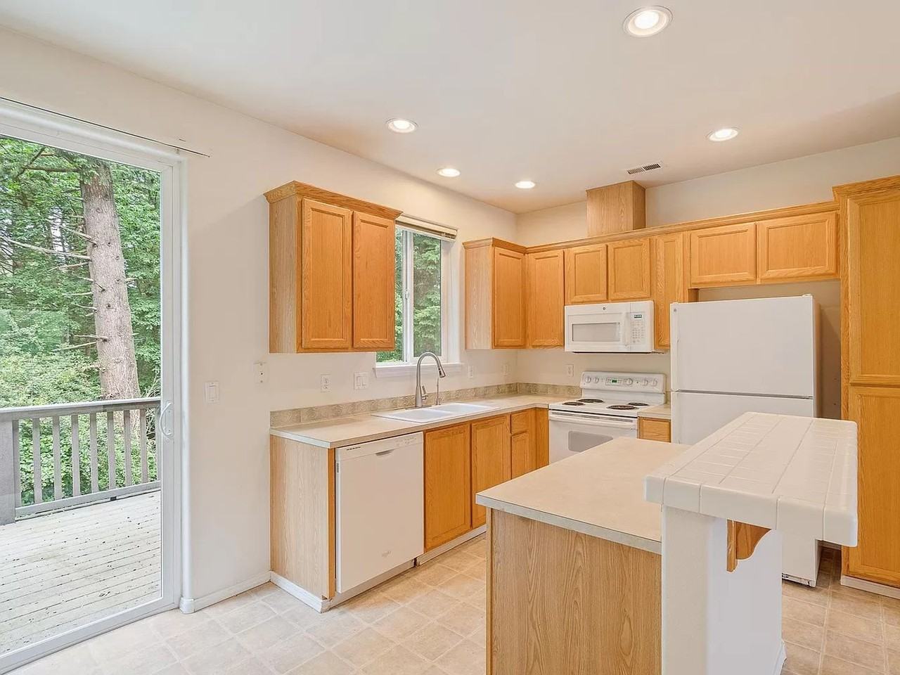 9215 Sw Sweek Dr - Photo 6 of 18