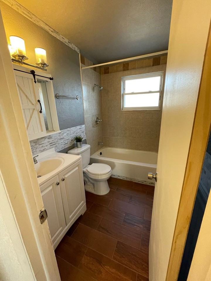 1125 W 96th Ave - Photo 5 of 13