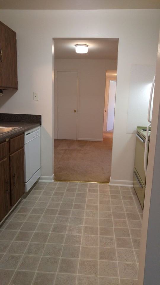 303 Piedmont - Photo 5 of 14