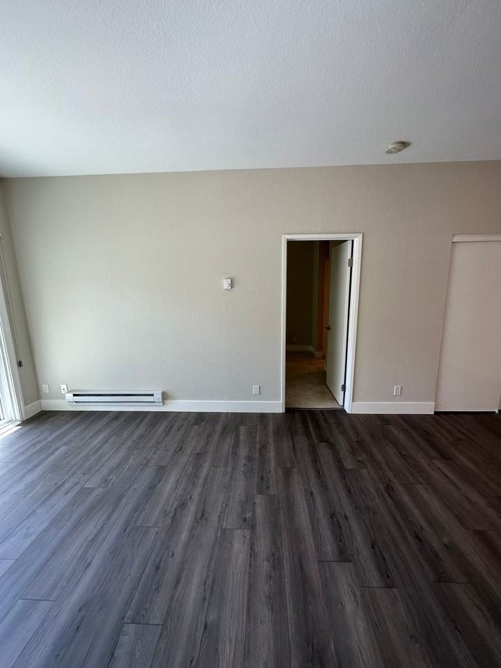 99 Shoreline Ct - Photo 3 of 30