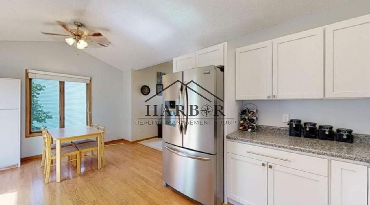 3814 10th Ave Sw - Photo 3 of 19