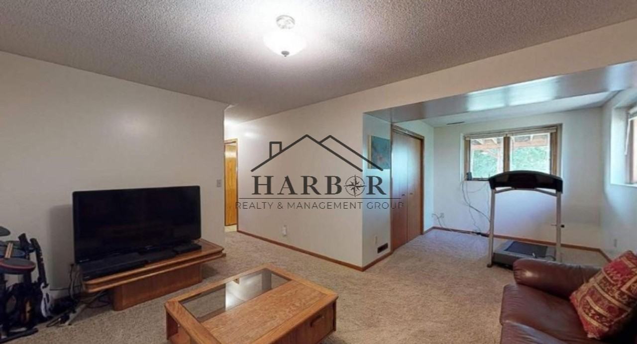 3814 10th Ave Sw - Photo 6 of 19