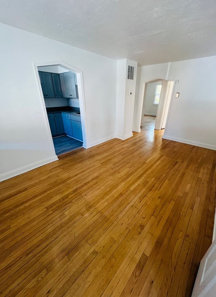 5322 Nelson Ave - Photo 5 of 12