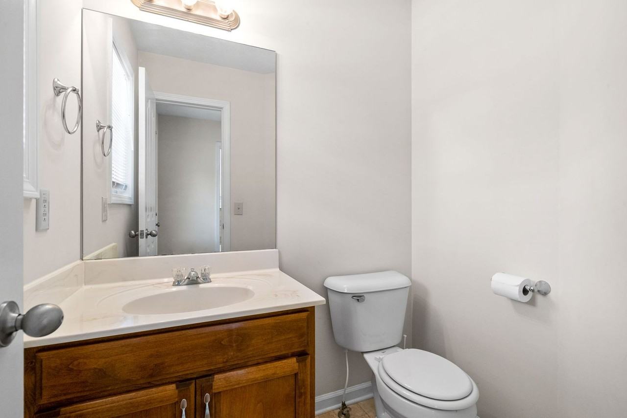 653 Deer Ridge Dr - Photo 7 of 34