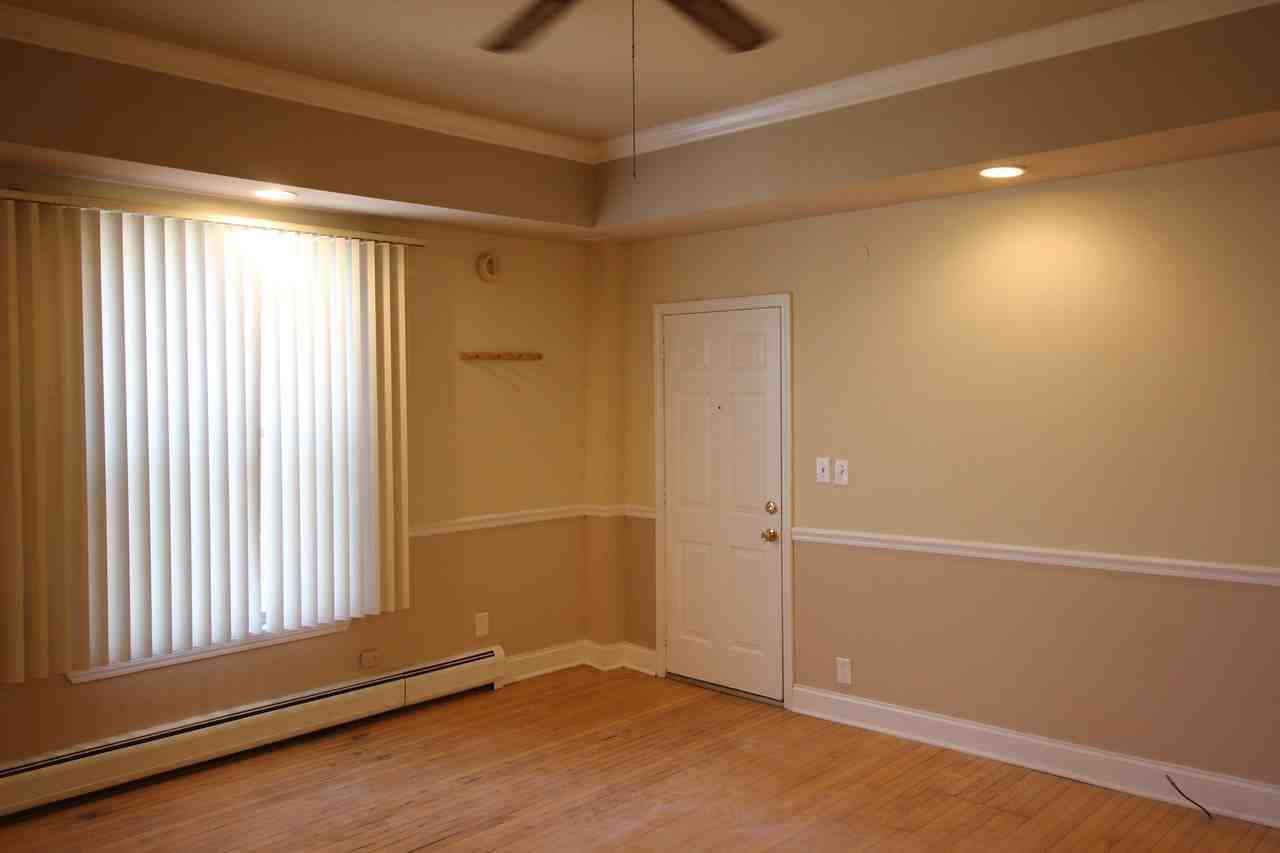 121 Normal - Photo 4 of 18