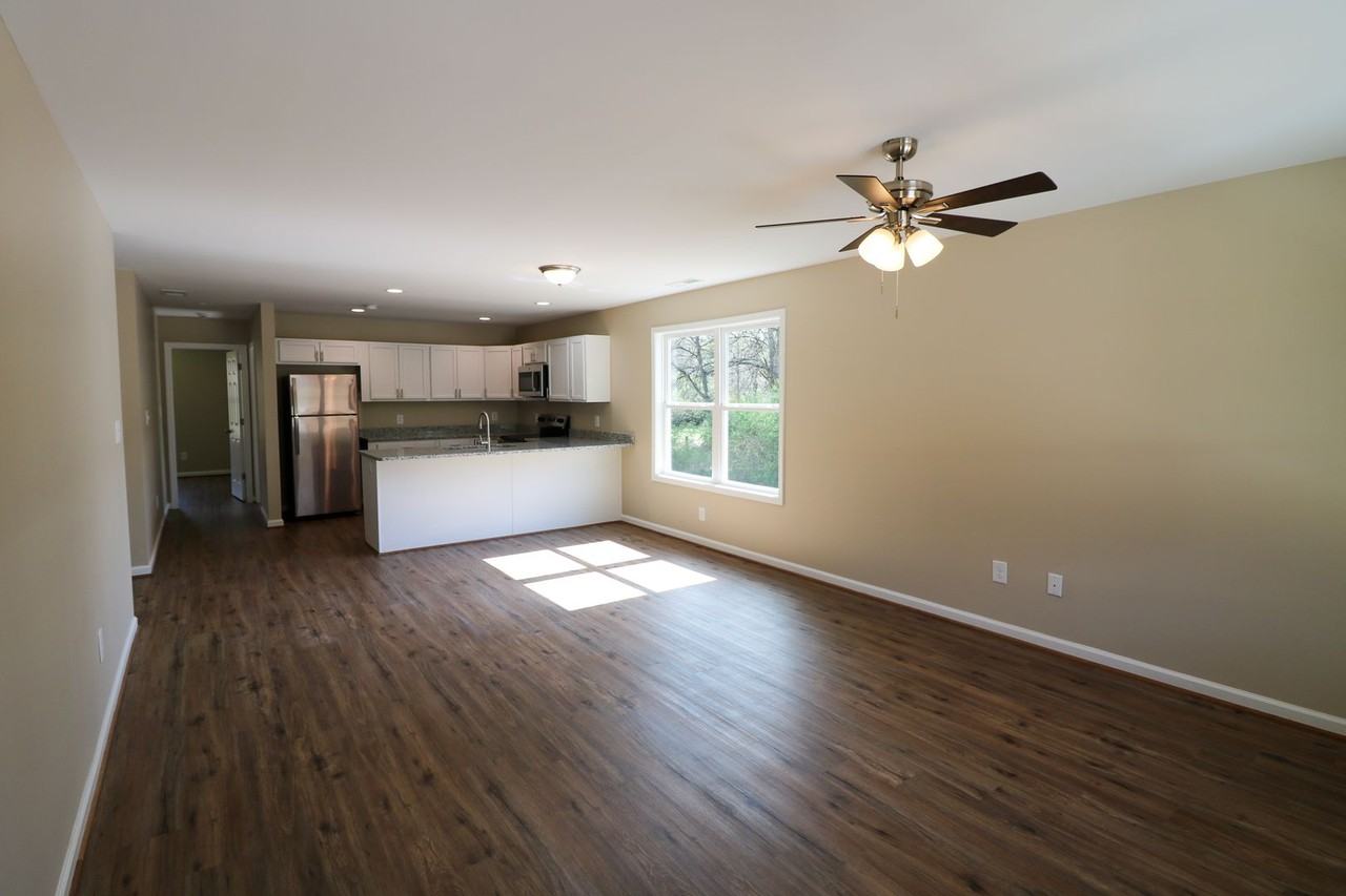 3239 6th Ave N - Photo 5 of 29
