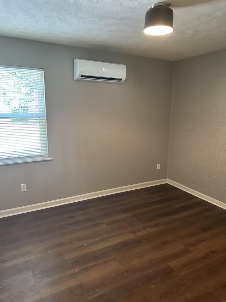 549 Old Hickory Boulevard - Photo 3 of 5