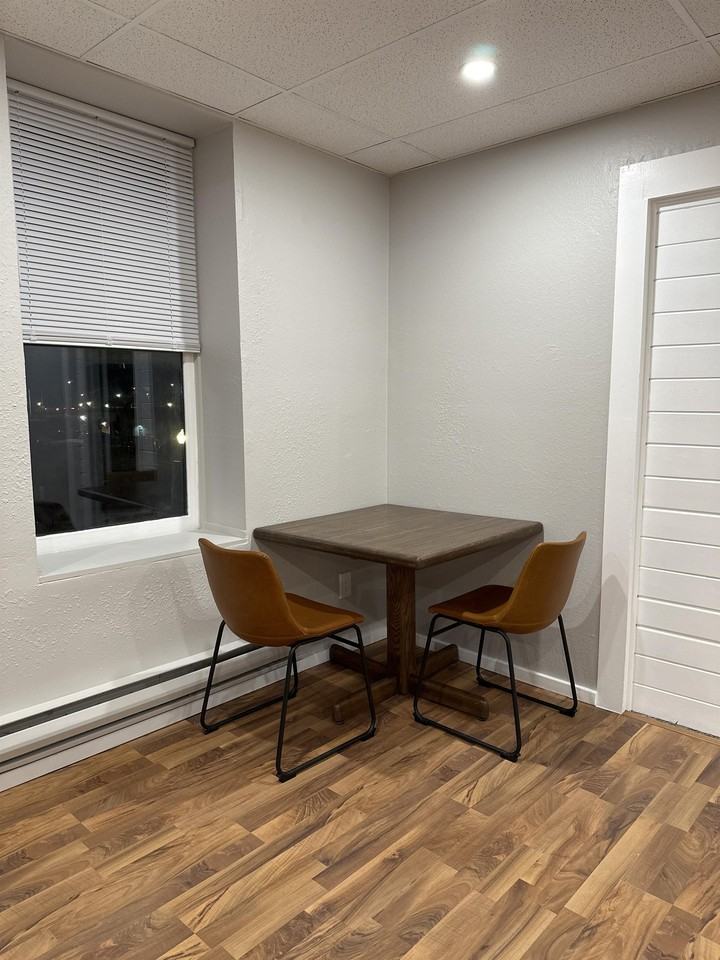 204 4th Avenue - Photo 3 of 39