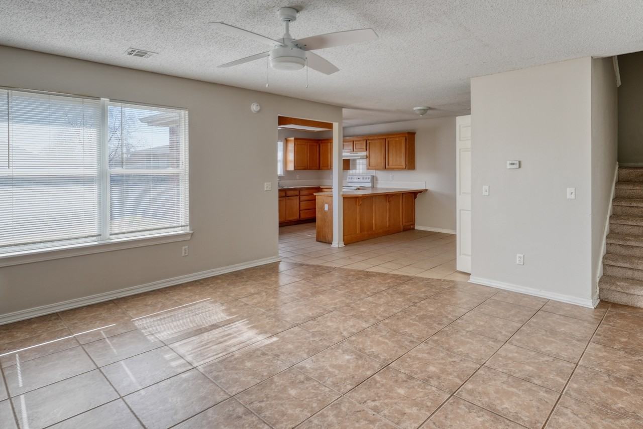 957 North Daisy Lane - Photo 2 of 10