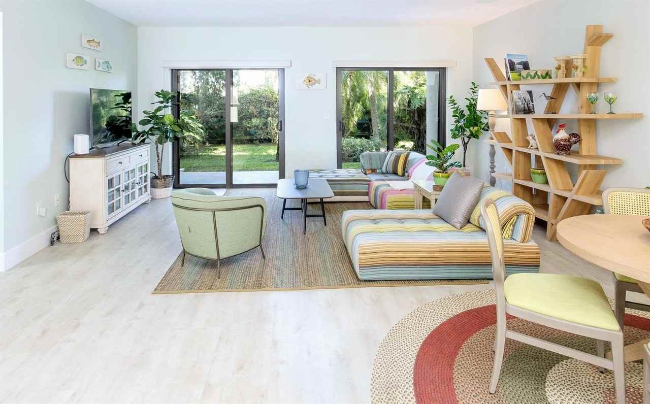 11267 Pond View Drive - Photo 4 of 32