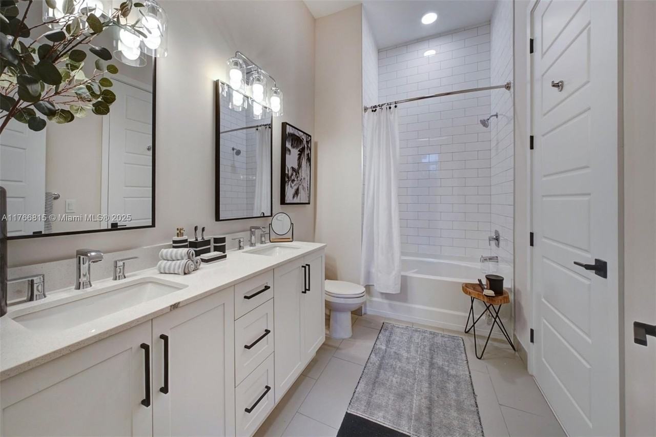 1301 Sw 80th Ter #205 - Photo 7 of 16