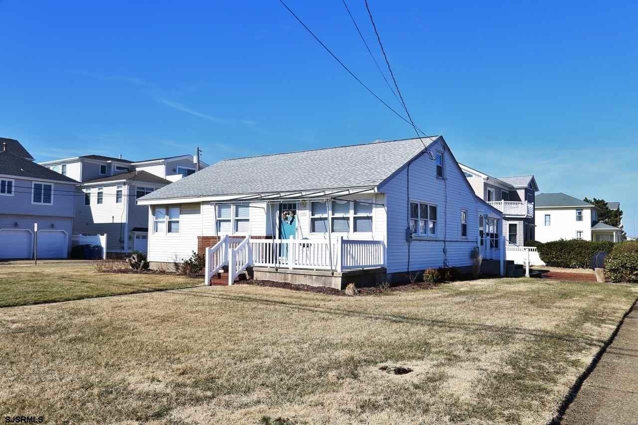 1501 Ocean Ave - Photo 3 of 22