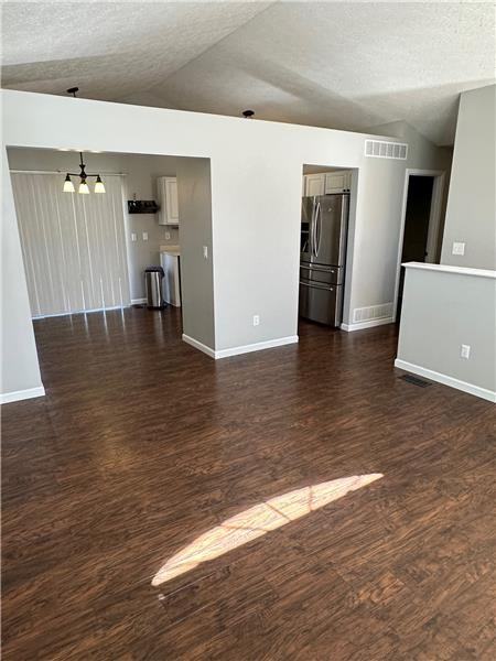 134 Fort Beech Dr - Photo 3 of 28