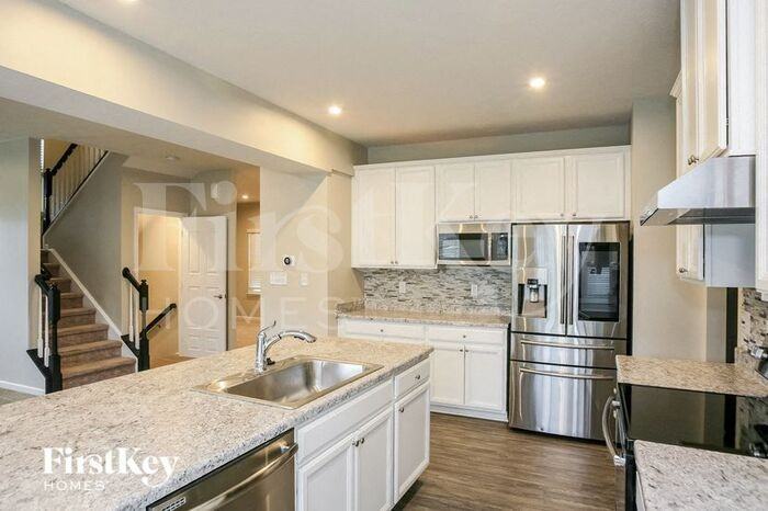 7264 Sheaf Ct - Photo 3 of 15