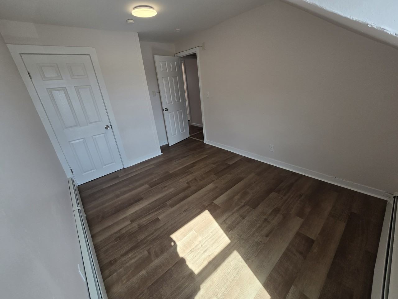 162 Jackson St #4 - Photo 4 of 9