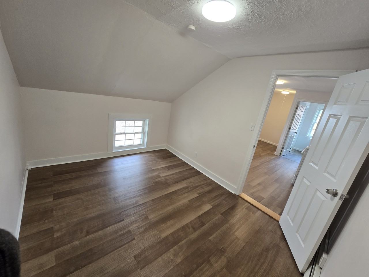 162 Jackson St #4 - Photo 6 of 9