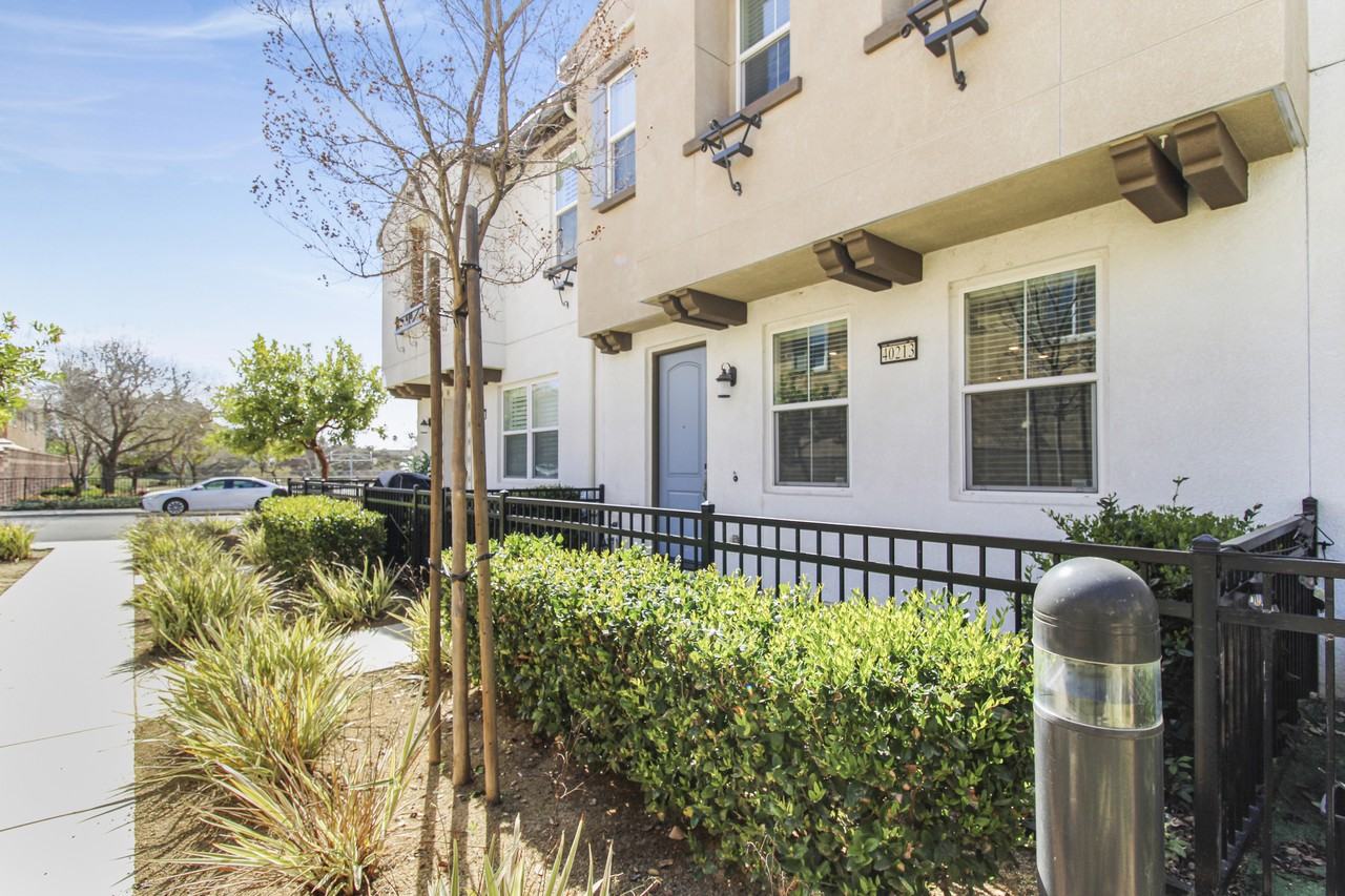 40213 Calle Real #40213