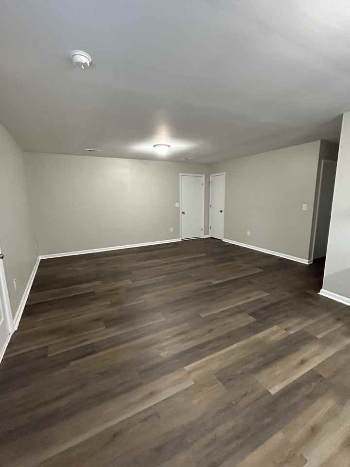 120 Ravenwood St #NA - Photo 3 of 10