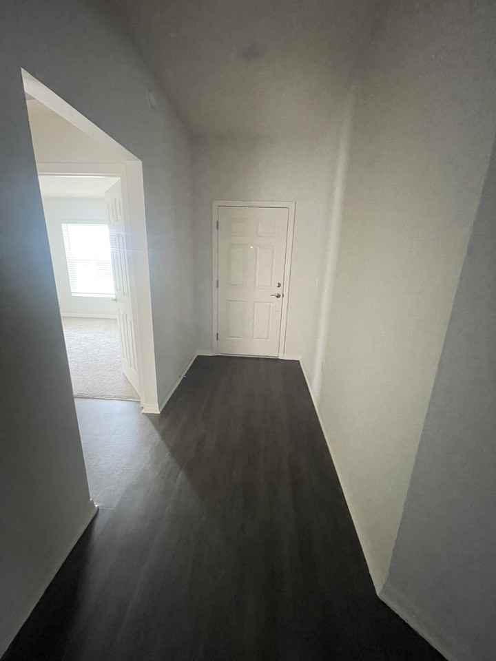 737 Daphne Dr #NA - Photo 2 of 27