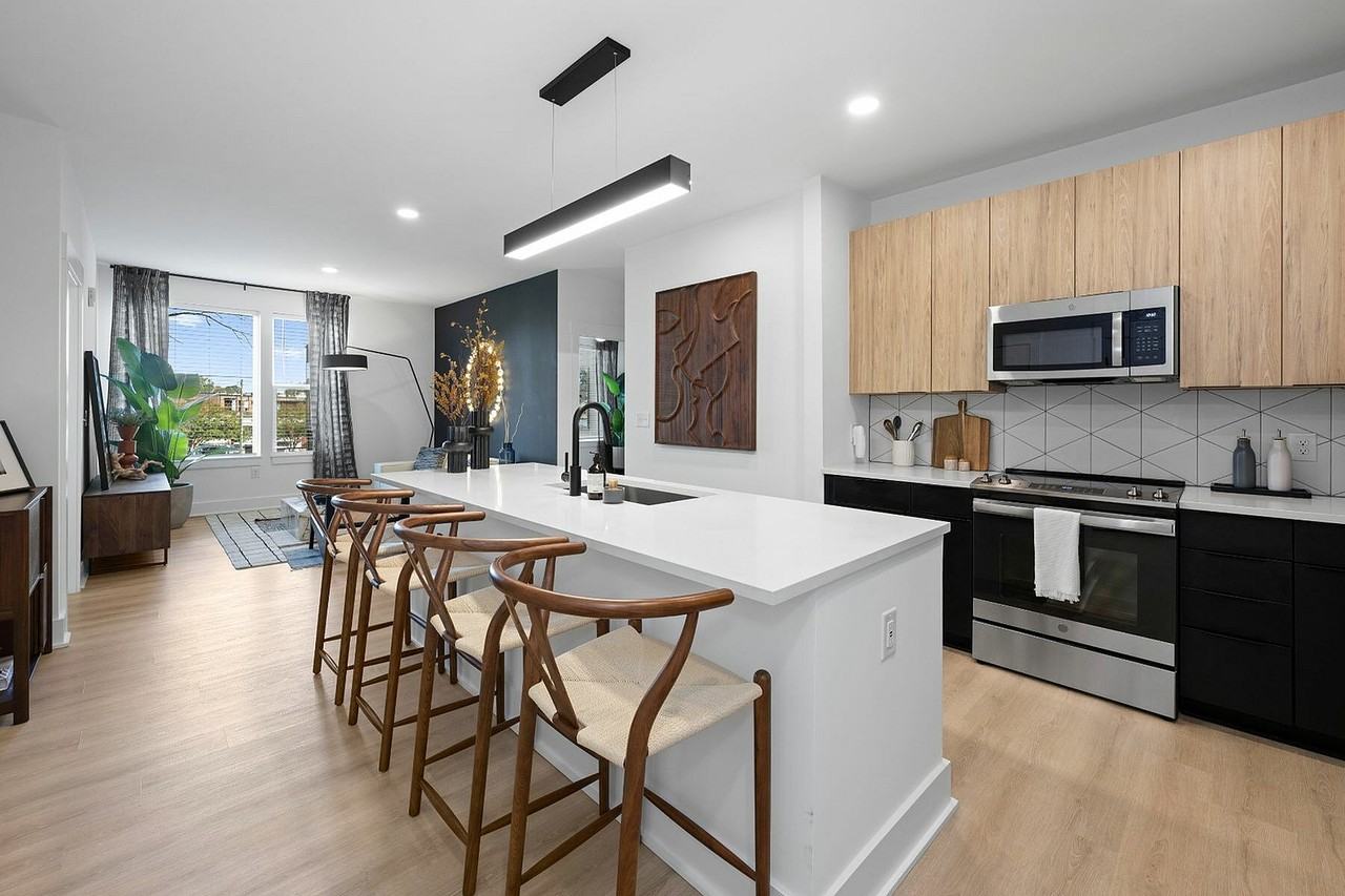 Elan LoSo - Photo 7 of 46