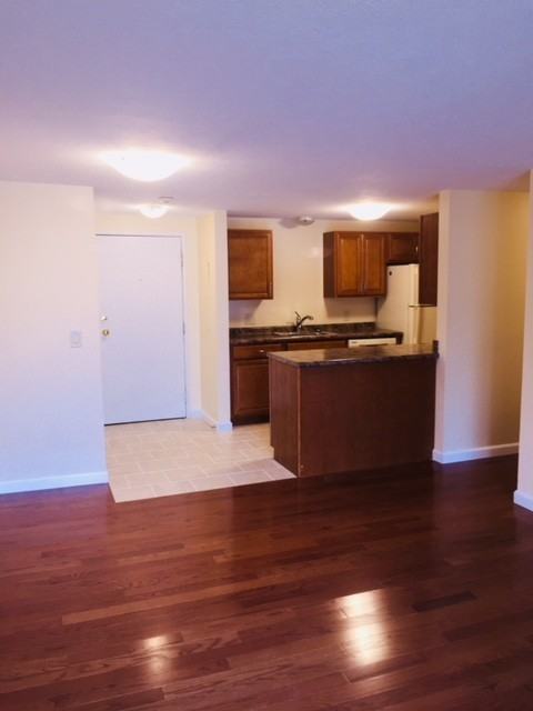 10 Center Street - Photo 3 of 9