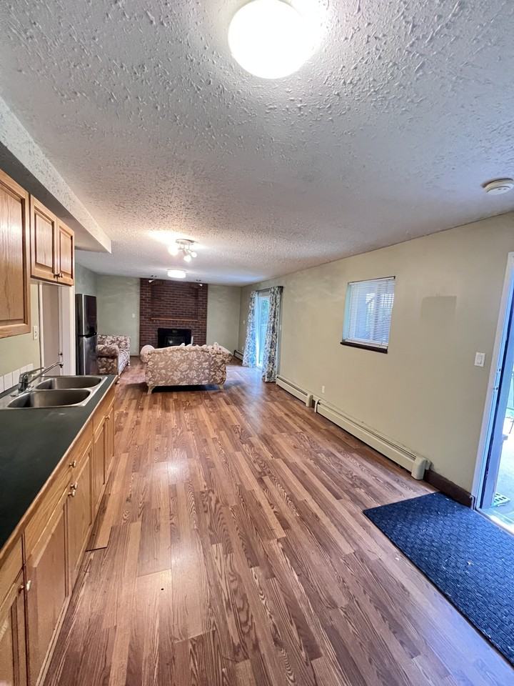 Charter Hill Dr & Turret Crescent - Photo 5 of 14