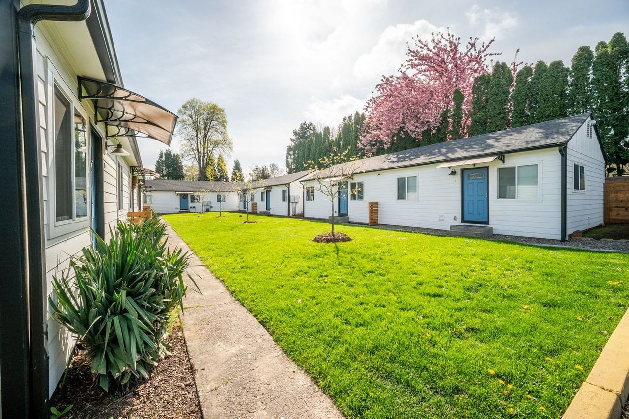 Sumner Commons - Photo 2 of 11